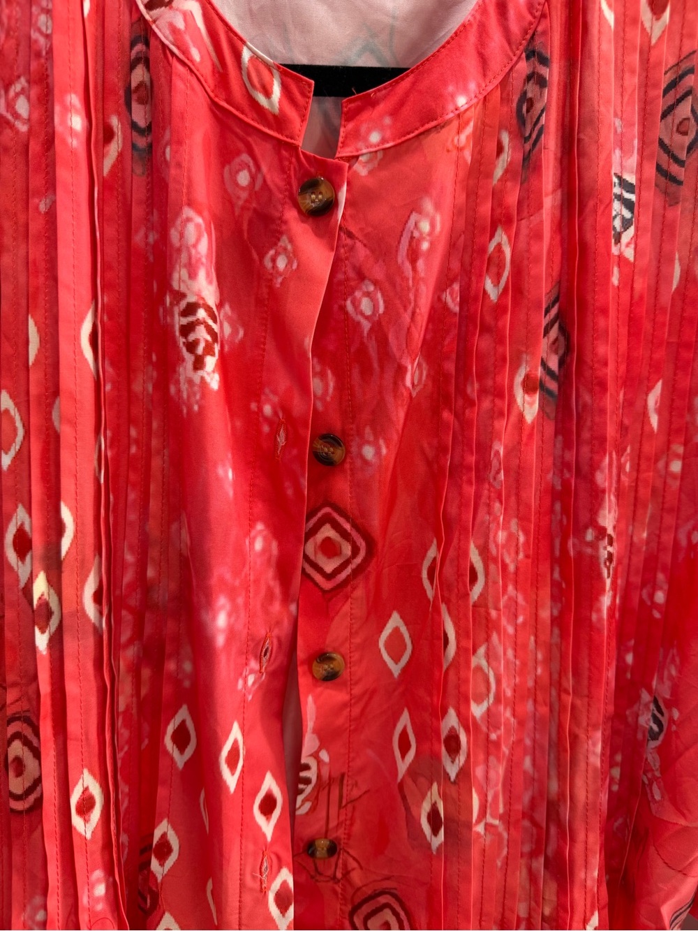 Red Patterned Button-Front Maxi Dress - Picture 4 of 7